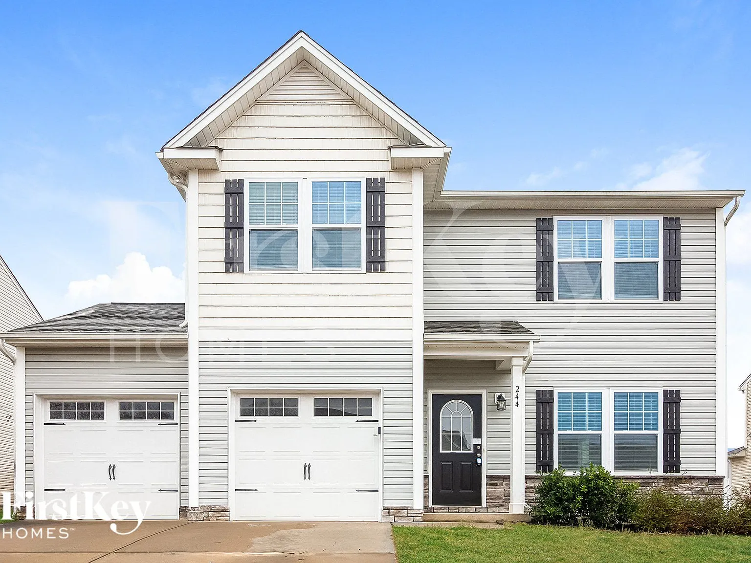 3 bed, 2.5 bath, 2064 sqft, $1,890 — Photo 1