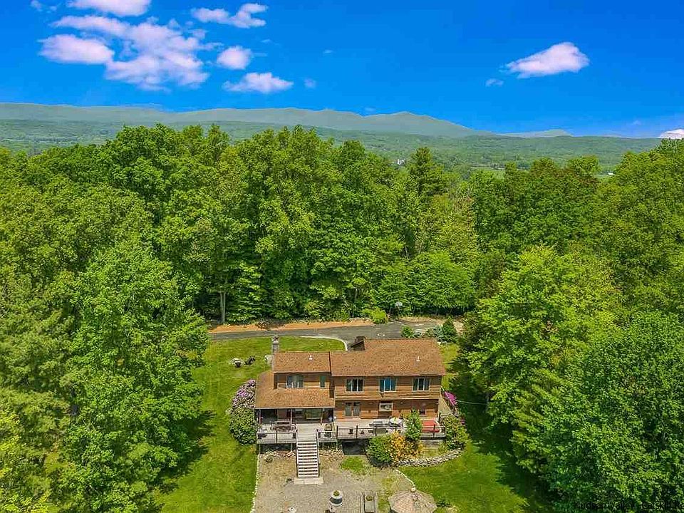 1st image of 90 Deleo Dr