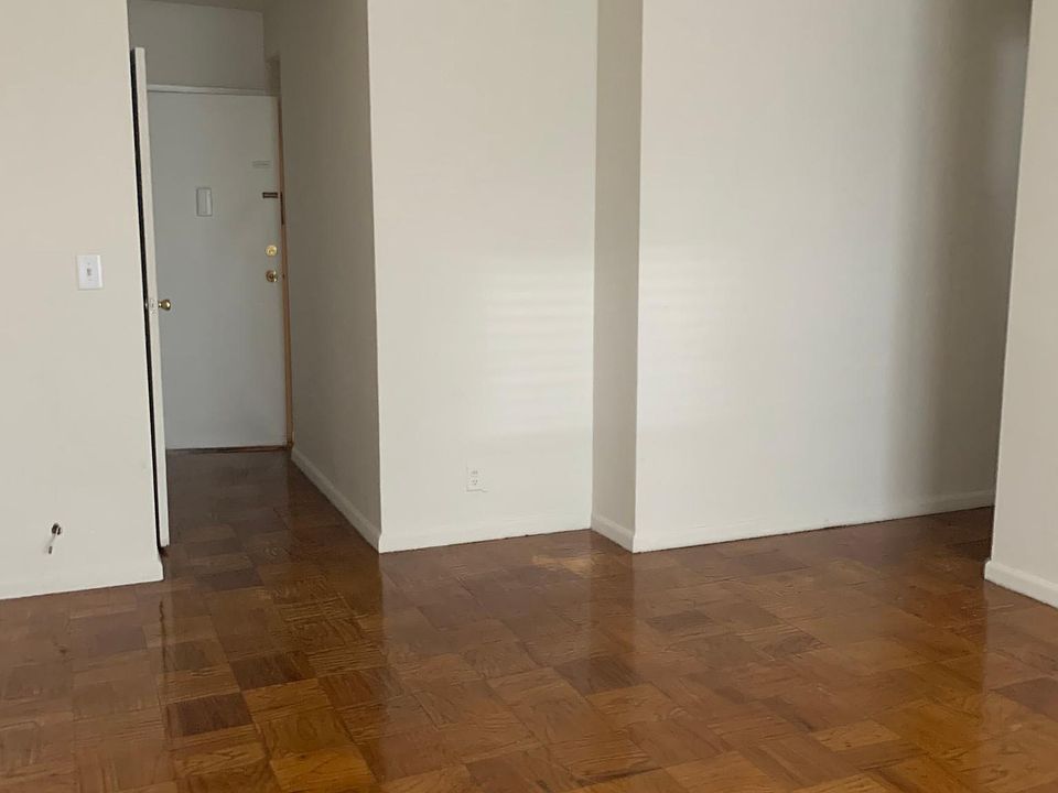 1st image of 793 McLean Ave APT 1A