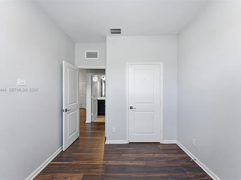 4032 NW 11th St #4032 — Photo 22
