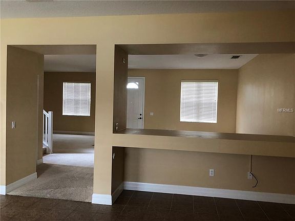 4th image of 516 Seaside Cove St