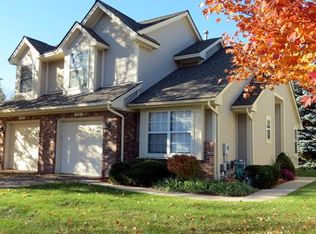 836 Whisperwood Trl, Fenton, MI 48430
