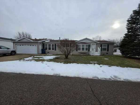 8959 Meadowview Dr, Kalamazoo, MI 49009