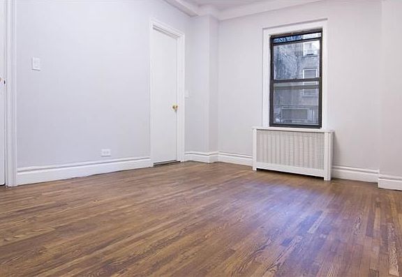 5th image of 133 W 71st St #2C2D