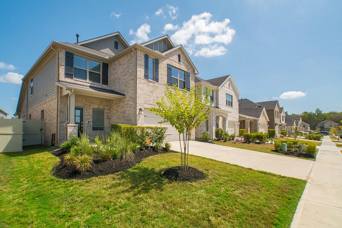Building Photo - 10539 Preserve Way