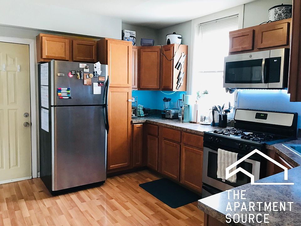 1st image of 2920 N Allen Ave #1