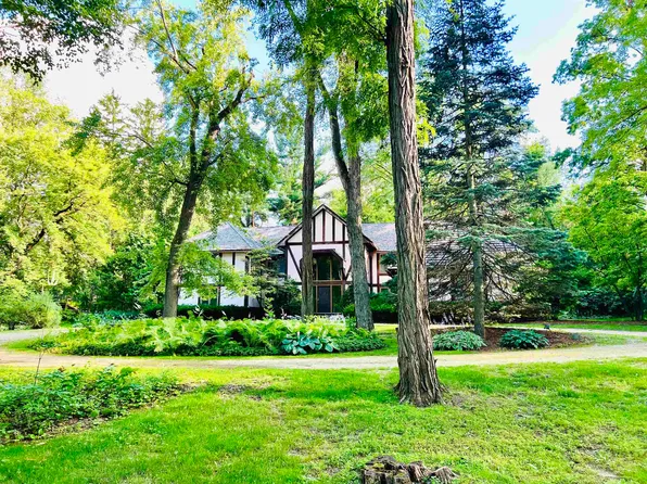6105 S Highlands Ave, Madison, WI 53705