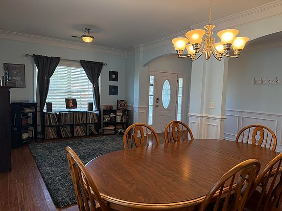 4th image of 3280 Mitchum St