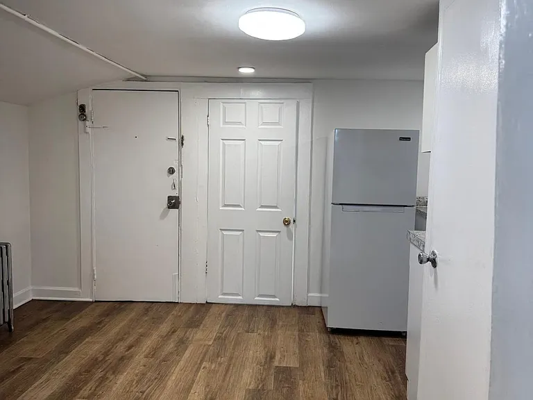 49 Washington Ave #3 — Photo 8
