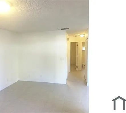1315 Gateway Dr — Photo 7