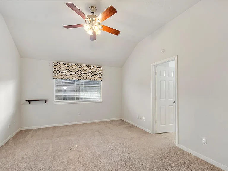 15423 Brock Creek Way — Photo 17