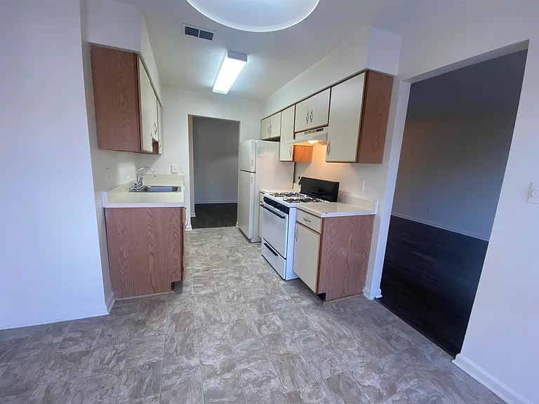 Princeton Circle West Apartments — Photo 83