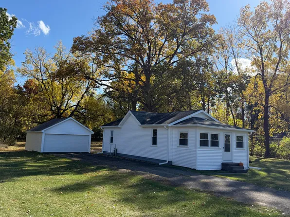 1225 Longfellow Ave, Jackson, MI 49202