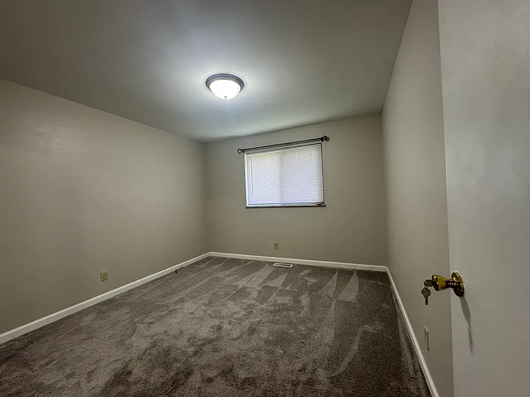 1816 Schulte Hill Dr — Photo 5