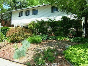 3rd image of 2991 Glenora Ln