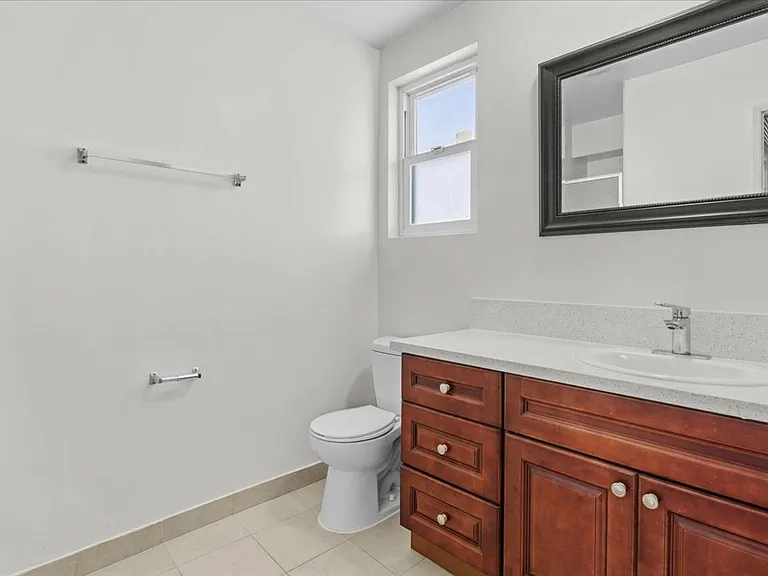 309 S Doheny Dr — Photo 11