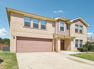 503 Angela Ln, Euless, TX 76039