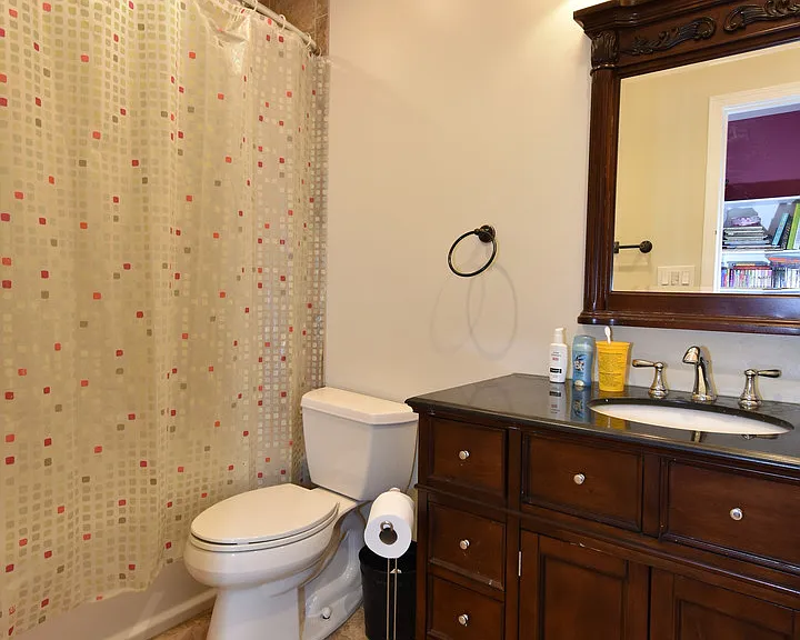 305 Hillsboro Dr — Photo 16