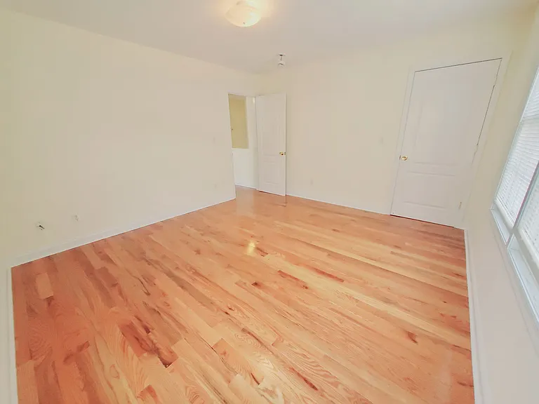 35 Woodrow St #2 — Photo 7