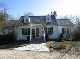 60 Meadowbrook Dr, Huntington Station, NY 11746