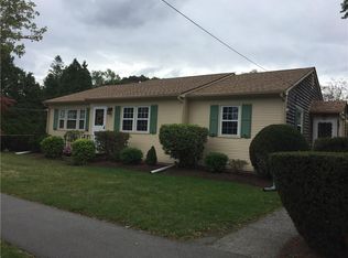24 Garfield Ave, Bristol, RI 02809