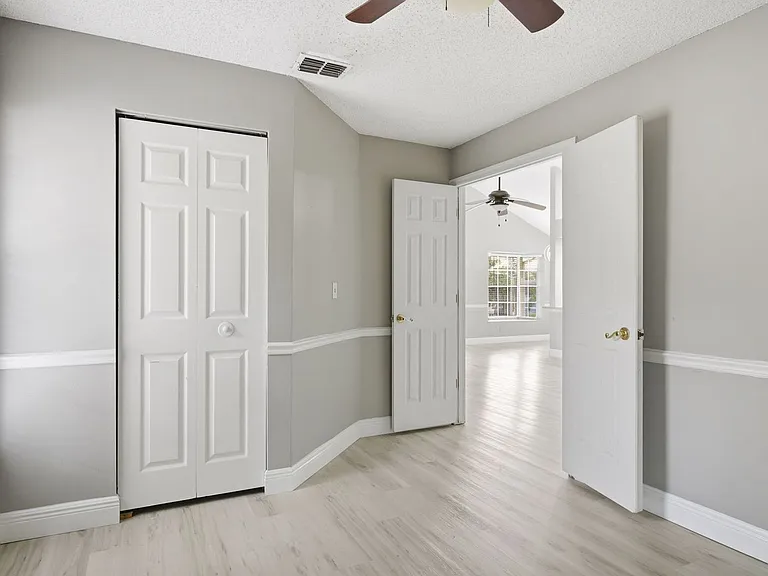 3726 Albion Ct — Photo 18