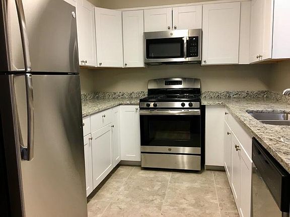 5th image of 3612 S Randall Dr
