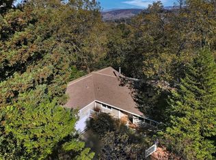 143 Ridgecrest Dr, Napa, CA 94558