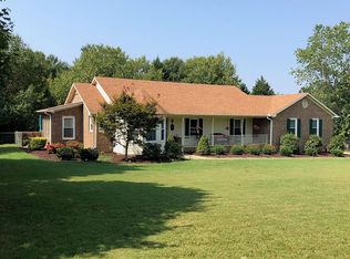 207 Hearth Ln, Boiling Springs, SC 29316