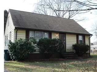 122 Beaverbrook Rd, Milford, CT 06461