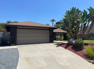 11217 Huntingride Cir, Santee, CA 92071