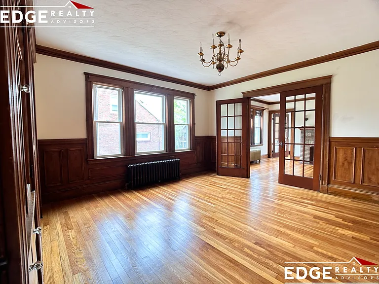 41 Hobart St — Photo 9