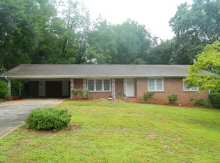 111 Colonial Dr, Athens, GA 30606