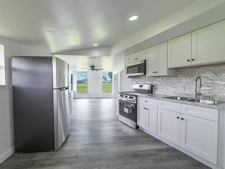 19505 NW 80th Dr — Photo 20