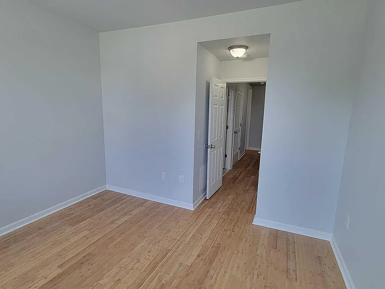 2032 Harlem Ave — Photo 6