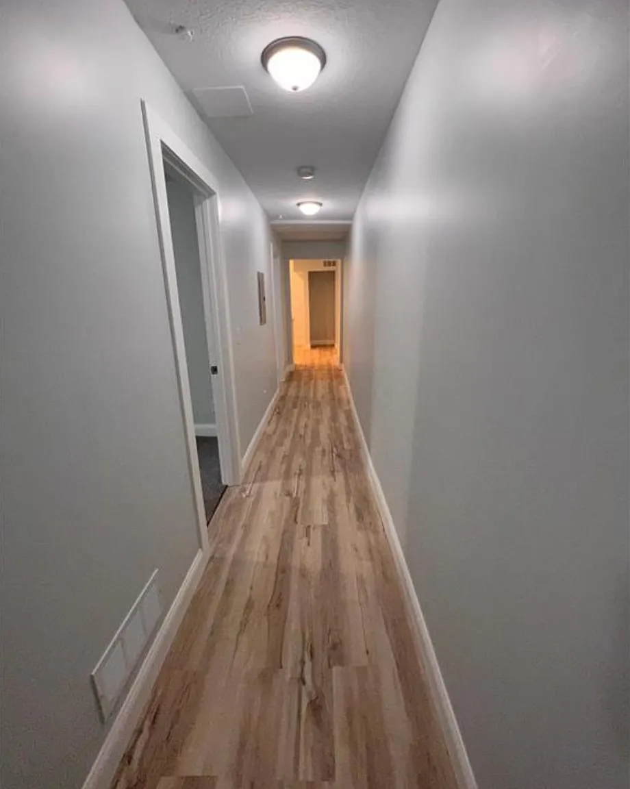 3 bed, 1100 sqft, $1,790 — Photo 2