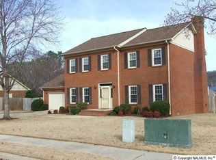 10019 Willow Cove Rd SE, Huntsville, AL 35803