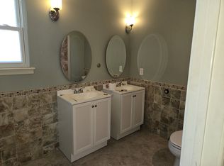 39 Maynard Dr #B, Sicklerville, NJ 08081