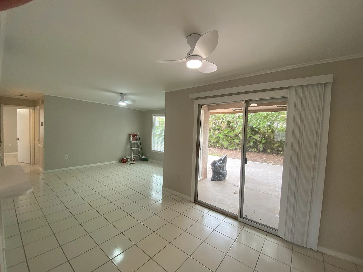 2 bed, 800 sqft, $2,350 — Photo 4