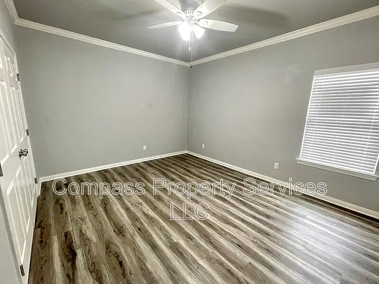 706 S Main St #706 S MAIN — Photo 11