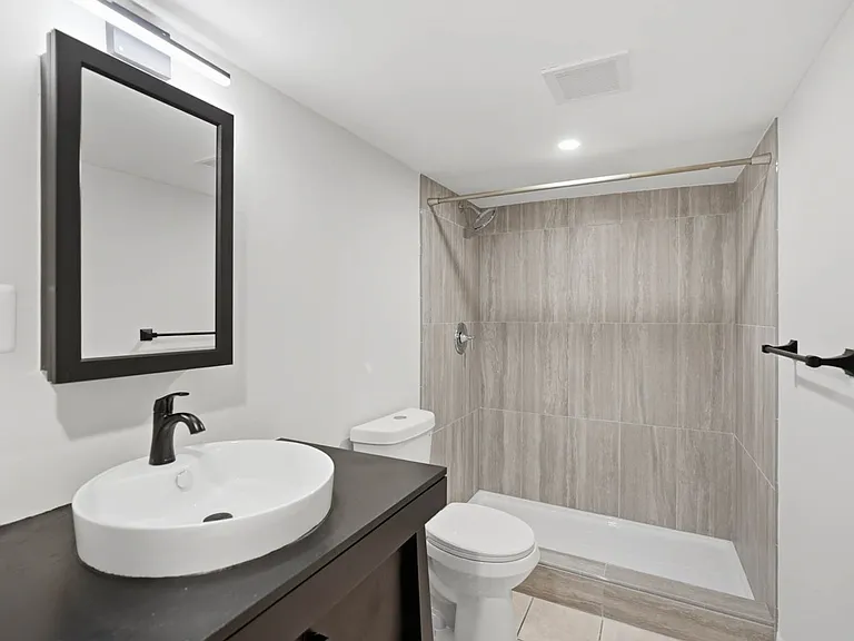 214 Rhode Island Ave NW — Photo 10