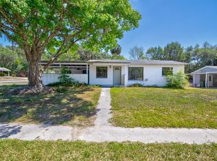 1406 Pembrook Dr, Leesburg, FL 34748