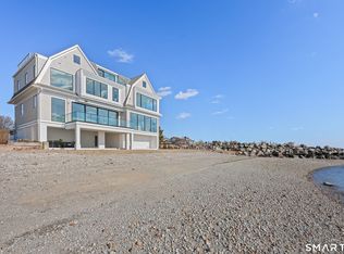 14 Cockenoe Dr, Westport, CT 06880