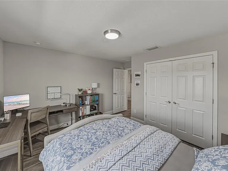 14633 Red Castle Ave — Photo 46