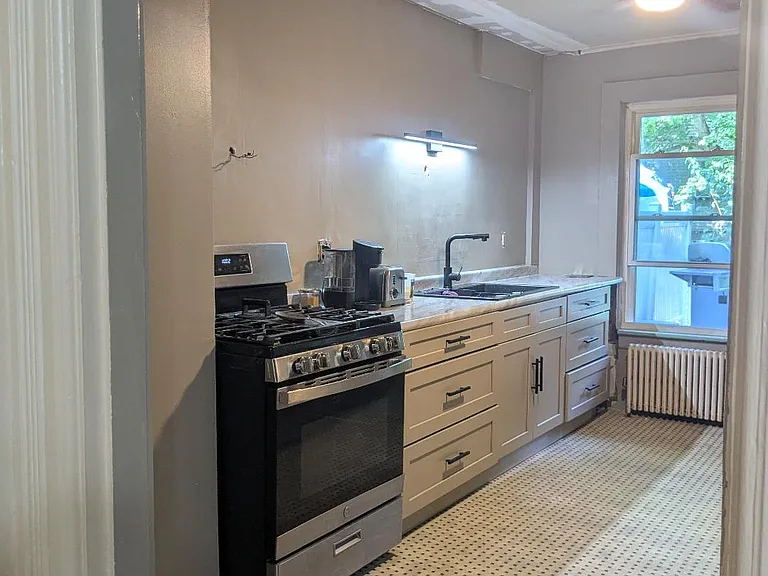 29 King St — Photo 17