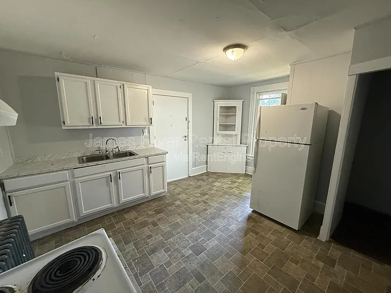 2107 Park Ave #4 — Photo 3
