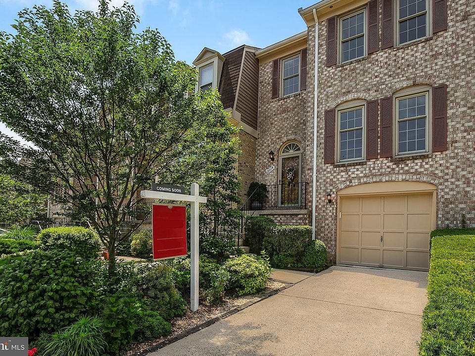 1st image of 3014 Oakton Meadows Ct