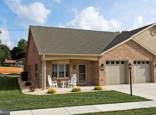 13428 Marquise Dr, Hagerstown, MD 21742