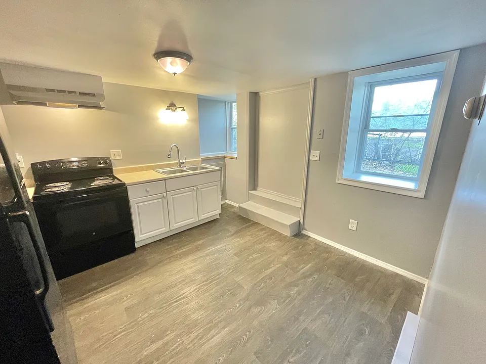 3 Sherman Ave #1