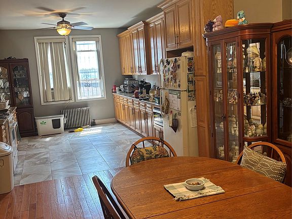 4th image of 8166 102nd Road